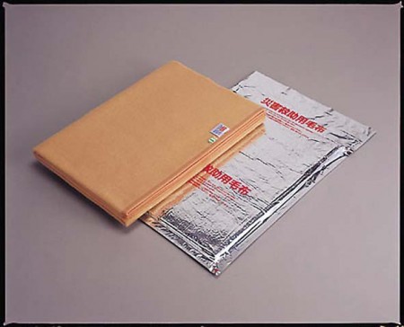 真空パック・防炎アクリルエコ毛布1.3kg(日本防炎協会認定品)　10枚/箱